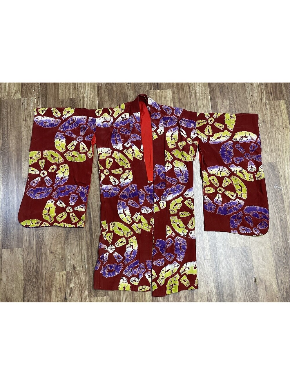Artsy Boho 1960s Vintage Hand Sewn Kimono Unique Block Print Pattern XS / S / M
